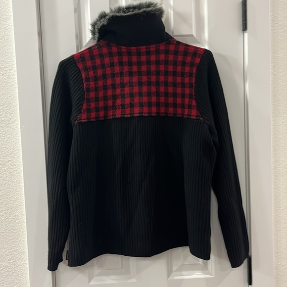 WoolRich Plaid Wool Button Up size Large - Picture 8 of 10